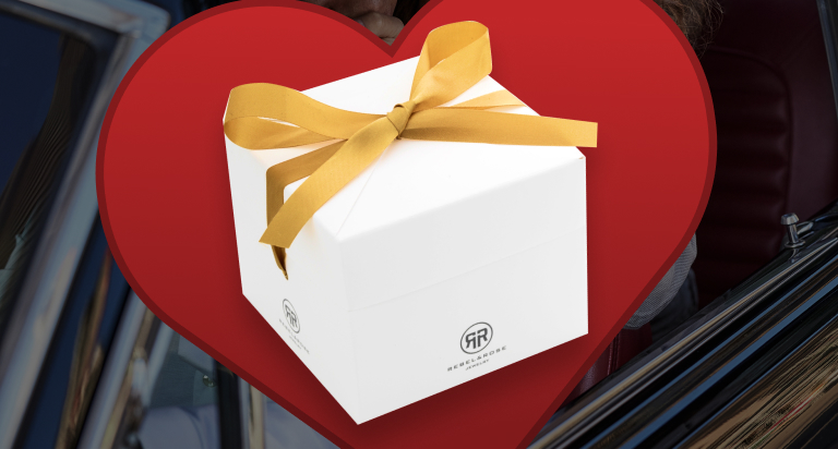 Valentine's Day promotion! Free luxury gift wrapping with every order.